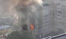 俄罗斯乌里扬诺夫斯克一住宅楼发生火灾 已致1死3伤